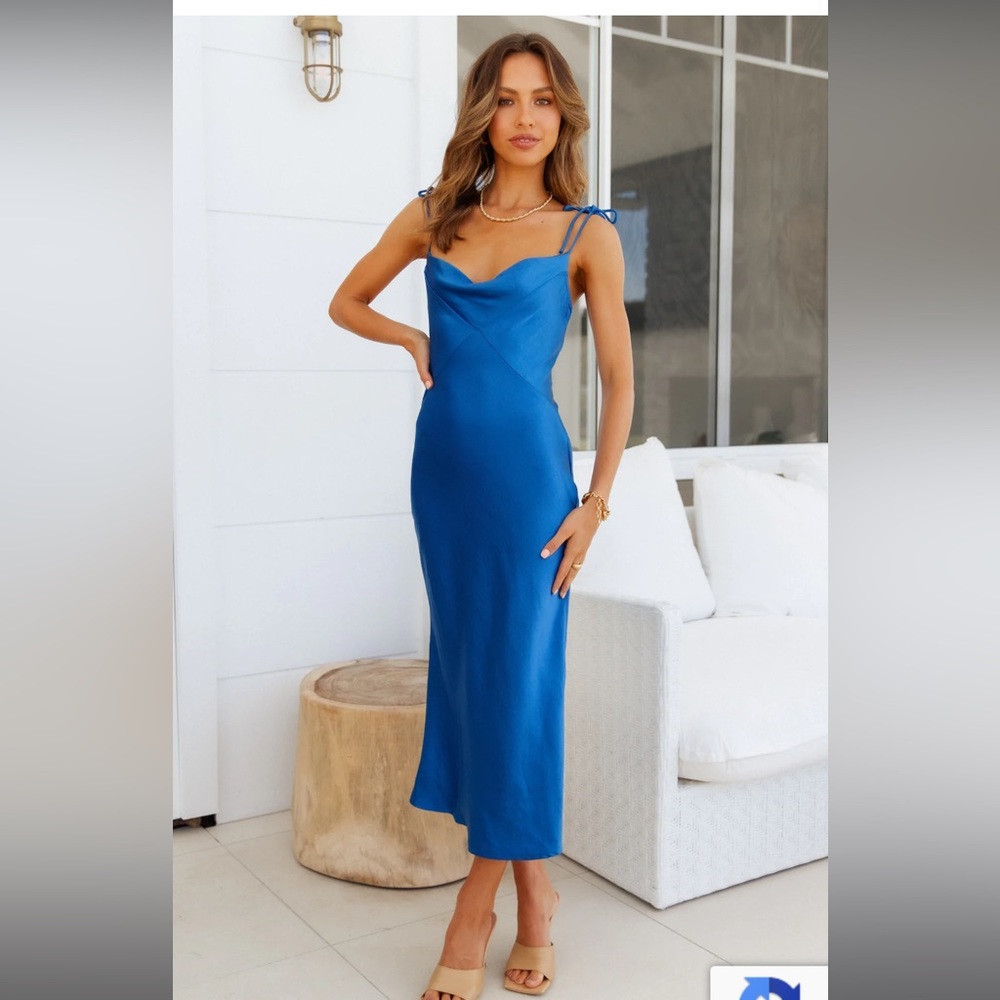 NWT 🌟 Hello Molly SLIP INTO THE NIGHT MIDI DRESS